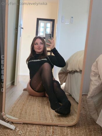 Full leaked Evelynxka page private onlyfans photo