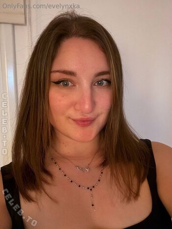 Full leaked Evelynxka page private onlyfans photo
