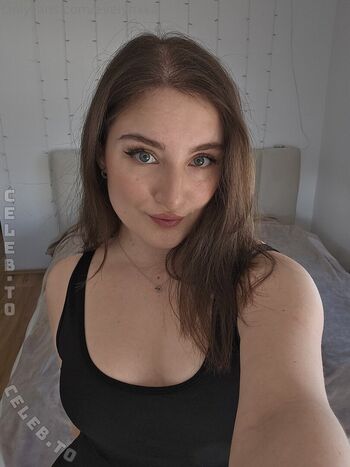 Full leaked Evelynxka page private onlyfans photo