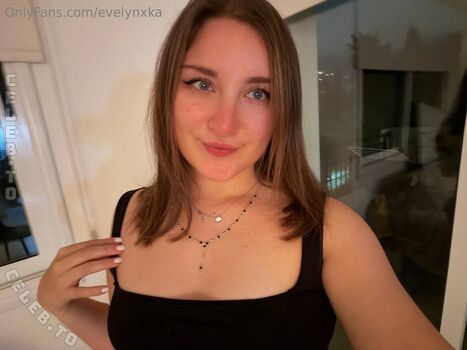 Full leaked Evelynxka private onlyfans photo