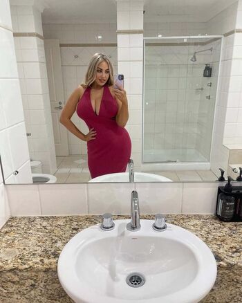 Full leaked Evie leana private onlyfans photo