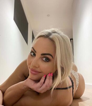 Full leaked Evie leana private onlyfans photo