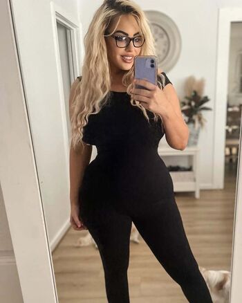 Full leaked Evie leana private onlyfans photo