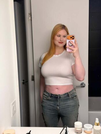 Full leaked Evie love private onlyfans photo