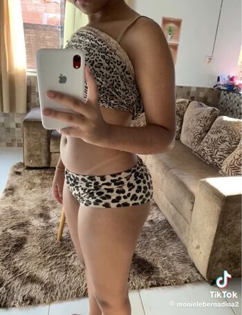 Full leaked Eviewhiplasher private onlyfans photo