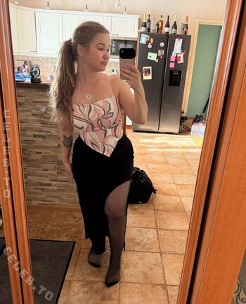 Full leaked Evviepp page private onlyfans photo
