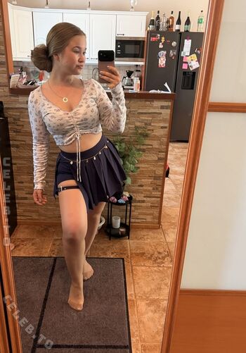 Full leaked Evviepp private onlyfans photo