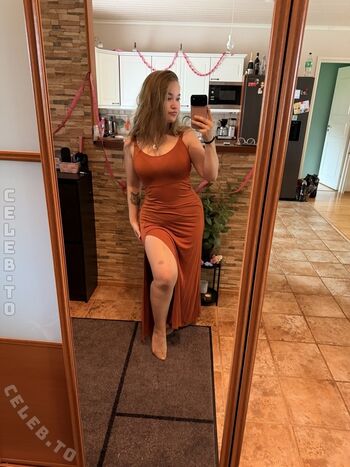 Full leaked Evviepp private onlyfans photo
