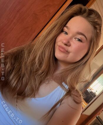 Full leaked Evviepp private onlyfans photo