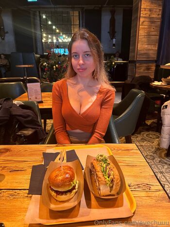 Full leaked Ewazuzanna page private onlyfans photo