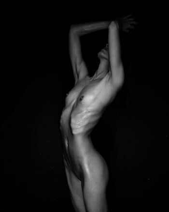 Explicit Nude Workout