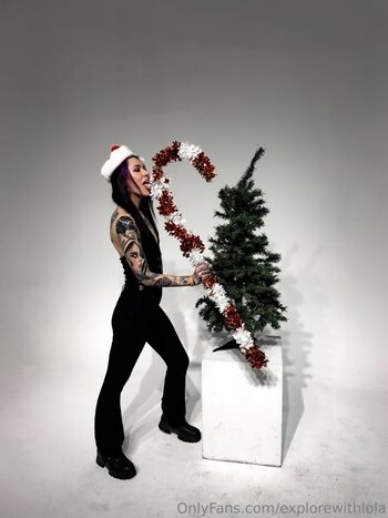 explorewithlola