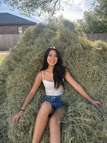 Full leaked Extraemily page private onlyfans photo