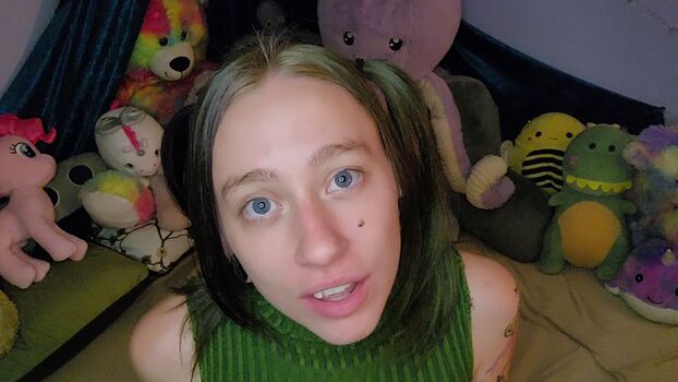 Full leaked Eye contact private onlyfans photo
