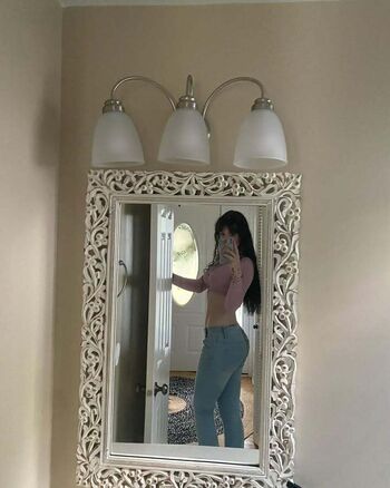 Full leaked Upskirtjerk/ private onlyfans photo