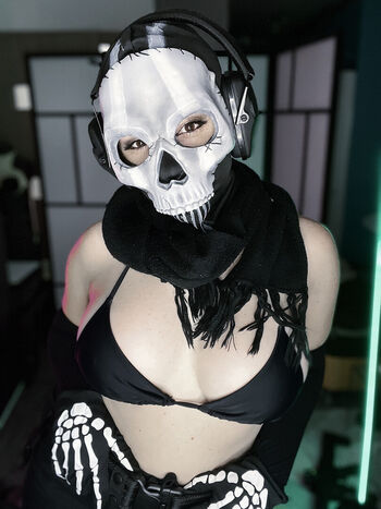 Full leaked Ezy summers cosplay page private onlyfans photo