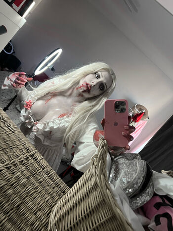 Full leaked Ezy summers cosplay page private onlyfans photo