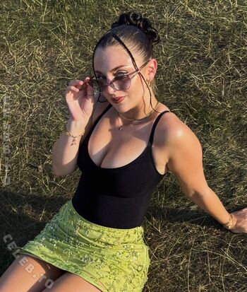Full leaked Fabiana knp private onlyfans photo