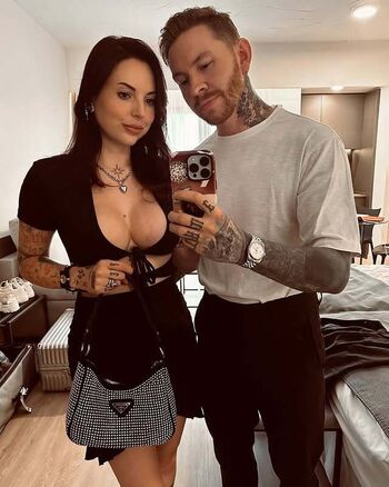 Full leaked Fabswingers private onlyfans photo