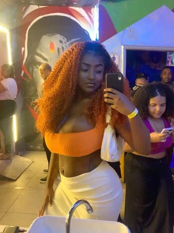 Full leaked Faellaz private onlyfans photo