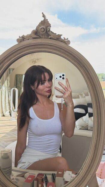 Full leaked Faithlouisak page private onlyfans photo