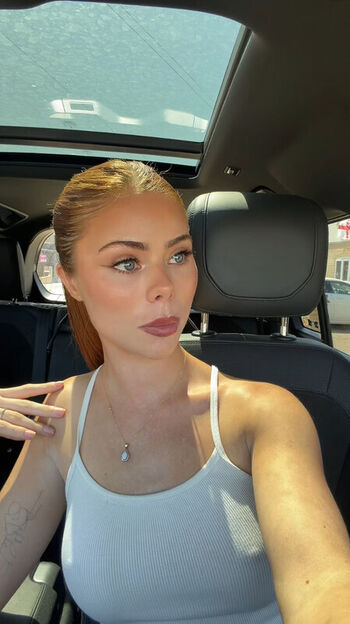 Full leaked Faithlouisak private onlyfans photo