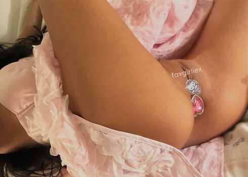 Full leaked Favgirliex private onlyfans photo