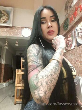 Fay Sexy Tatoo