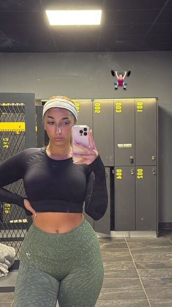 Full leaked Fcbiichotaa private onlyfans photo