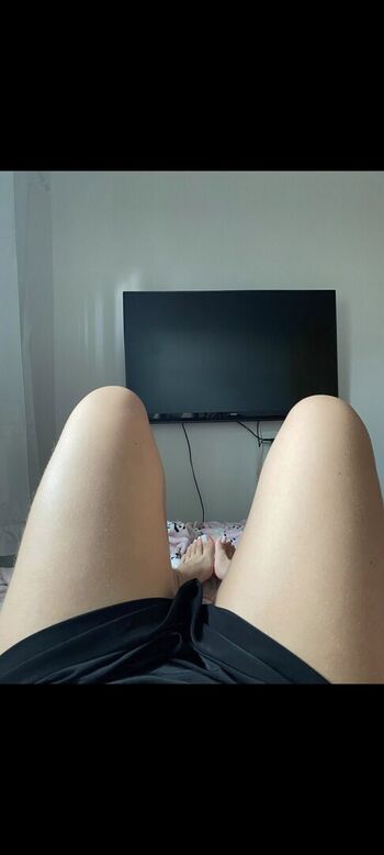 Full leaked Feet mirella private onlyfans photo