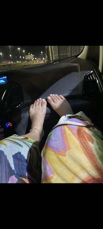 Full leaked Feet mirella private onlyfans photo