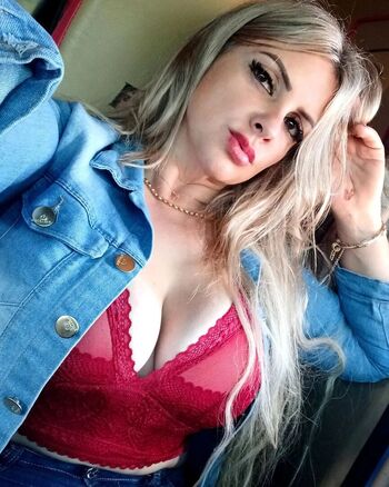 Felina_Cris