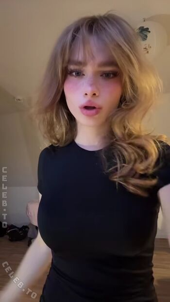 Full leaked Felinenyaa page private onlyfans photo