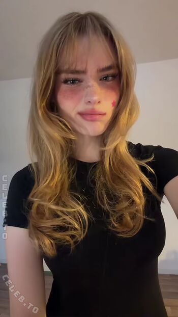 Full leaked Felinenyaa page private onlyfans photo