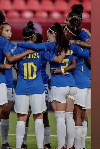 Full leaked Female football page private onlyfans photo