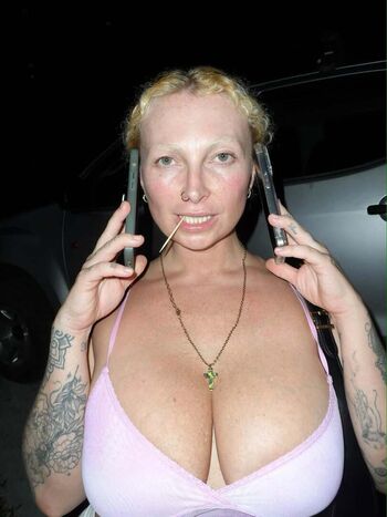 Full leaked Fergsfergsfergs private onlyfans photo