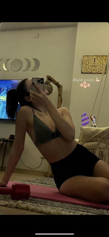 Full leaked Feride zdin private onlyfans photo