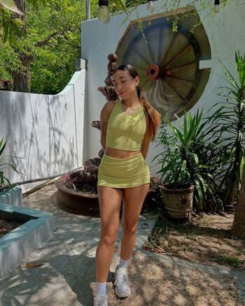 Full leaked Fernandamamiii private onlyfans photo