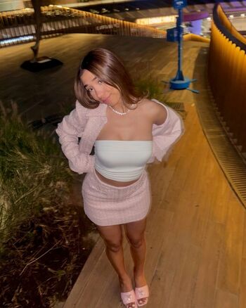 Full leaked Fernandamamiii private onlyfans photo