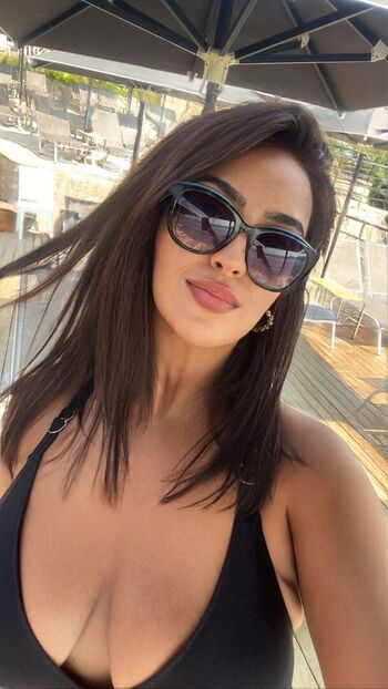 Full leaked Feyzakball private onlyfans photo