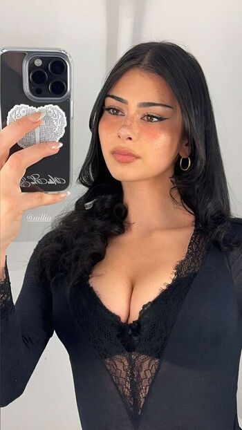 ffjolla / Fjolla Arifi