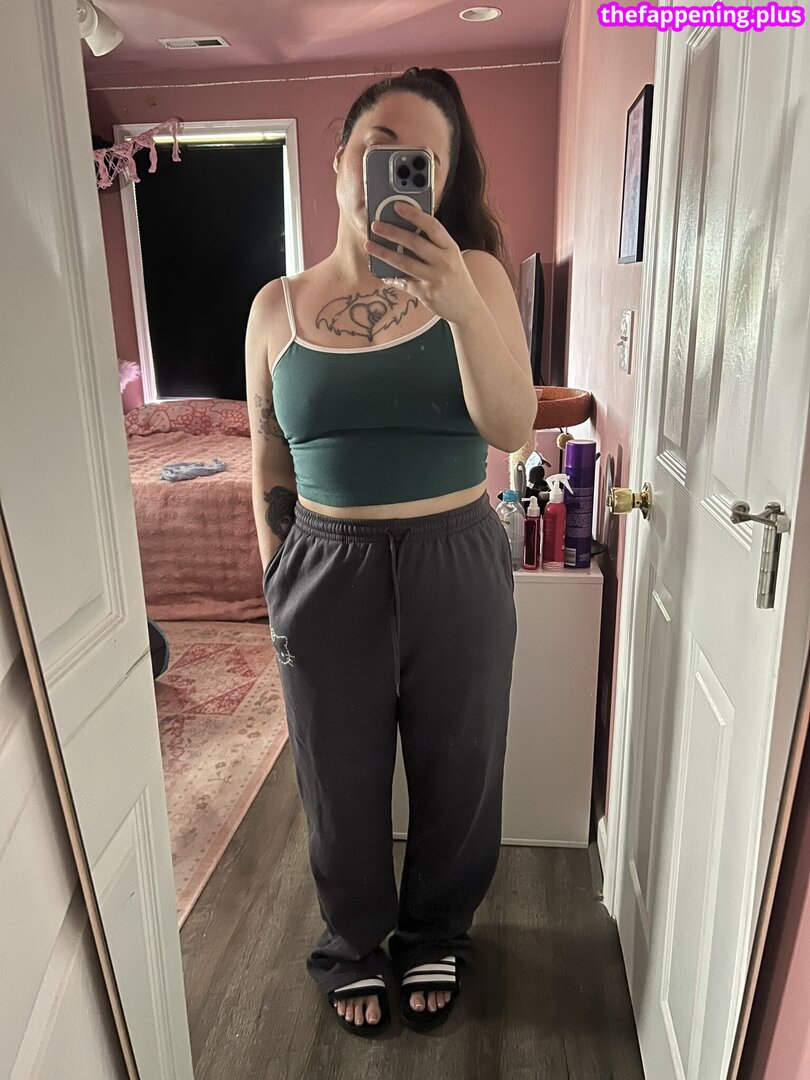ffs_roxanne / ffsroxanne / https: Çıplak OnlyFans Fotoğrafı #1