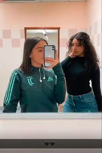 Ficha Yubo