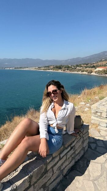 Full leaked Fidan atalay page private onlyfans photo