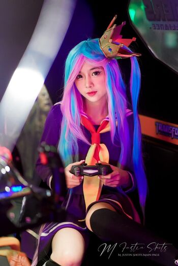 Filipina Cosplayers