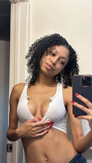 Full leaked Finegalchas private onlyfans photo