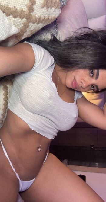 Full leaked Gxselle atm/ private onlyfans photo