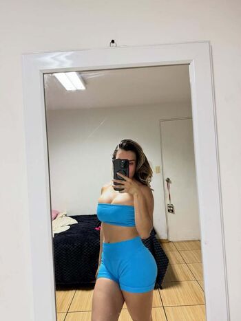 Full leaked Fiorella retiz page private onlyfans photo
