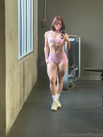 Full leaked Fitpoppi private onlyfans photo