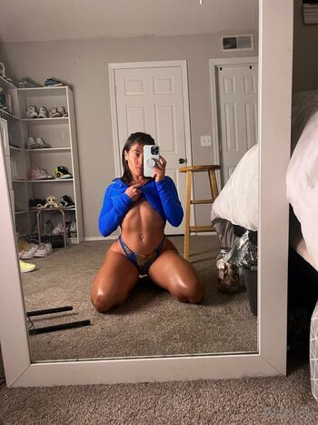 Full leaked Fitthick private onlyfans photo
